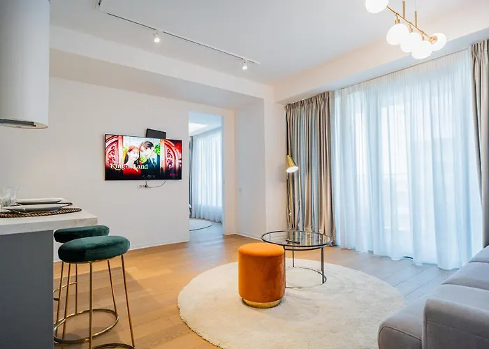 公寓 One Floreasca Luxurious - Panormaic & Park Views 布加勒斯特
