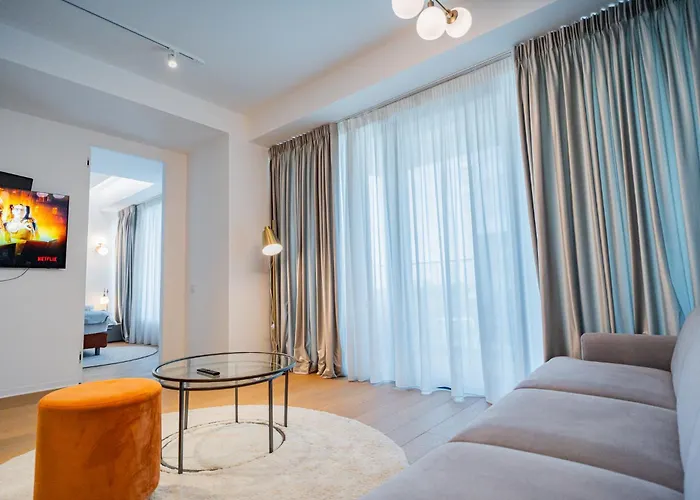 One Floreasca Luxurious - Panormaic & Park Views 布加勒斯特