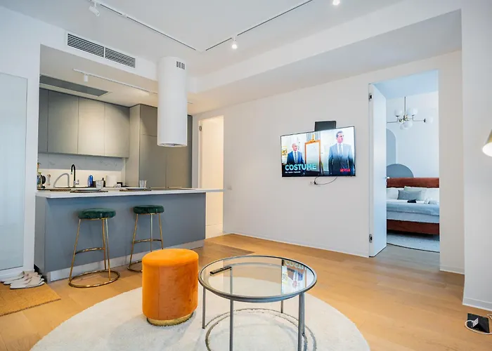 One Floreasca Luxurious - Panormaic & Park Views 公寓