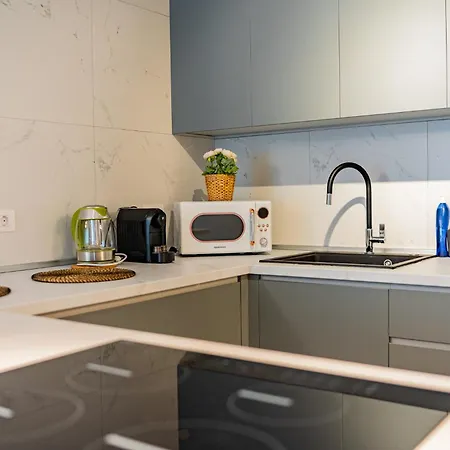 Apartment One Floreasca Luxurious - Panormaic & Park Views Bucharest