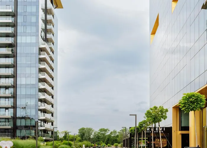 Lejlighed One Floreasca Luxurious - Panormaic & Park Views *