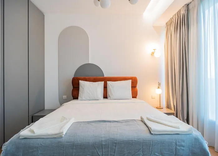 One Floreasca Luxurious - Panormaic & Park Views * Boekarest