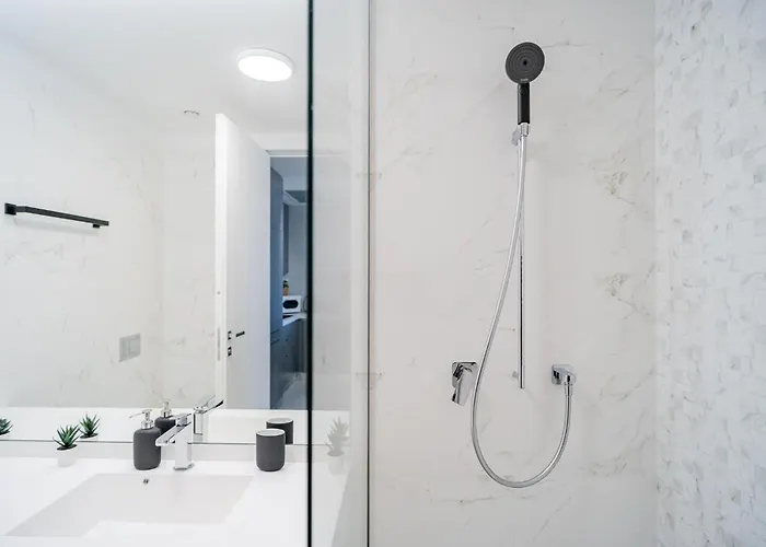 Appartement One Floreasca Luxurious - Panormaic & Park Views Boekarest